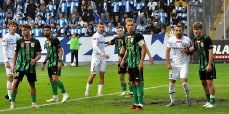 Stalowa Wola: Derbowy remis dwóch Stali