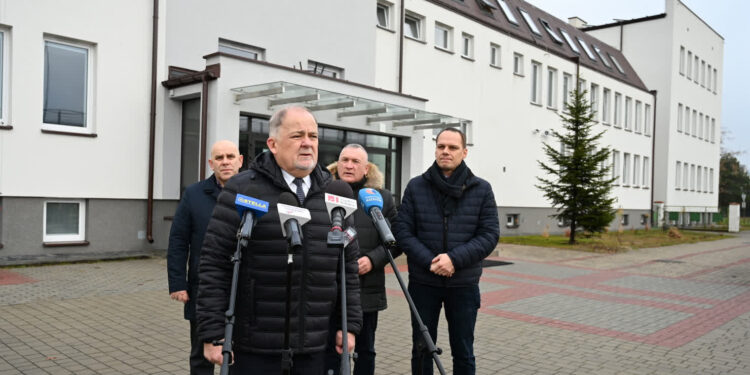 Stalowa Wola: Ostatnia szkoła ponadpodstawowa po termomodernizacji
