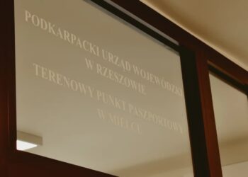 Mielec: Chętnie korzystają z biura paszportowego….