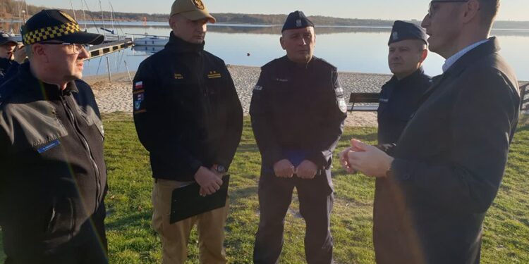 Tarnobrzeg: Nad jeziorem bezpiecznie. Akwen coraz bardziej atrakcyjny