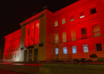 Stalowa Wola: Pod MDK mówili o przemocy wobec dzieci