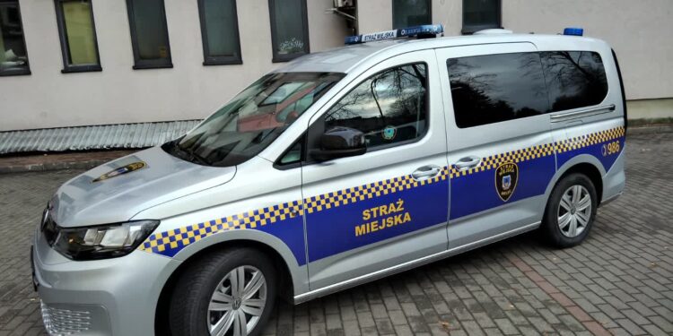 Mielec: Straż Miejska w Mielcu ma nowy samochód