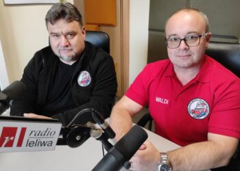 Adam Żarów i Waldemar Jaworski z grupy  Mikołaje na Motocyklach & Przyjaciele