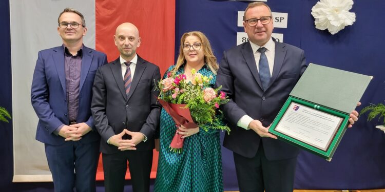 Grębów. Potrójny jubilusz szkoły