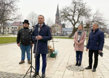 W Stalowej Woli skontrolują czym mieszkańcy palą w piecach