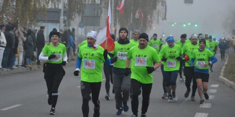 Stalowa Wola: Odbył się 32. Ogólnopolski Uliczny Bieg Niepodległości