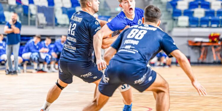 Mielec: Wciąż na miejscu lidera….