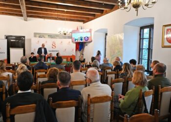 Sandomierz: Spada liczba turystów odwiedzających Sandomierz