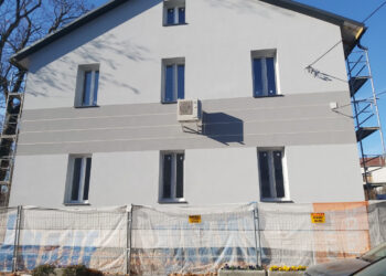 Nisko: Budynek przy Paderewskiego 4 po pierwszym etapie termomodernizacji