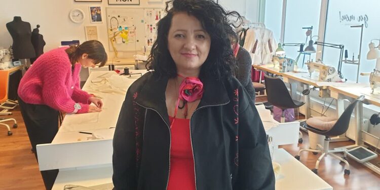 Tarnobrzeg: Zobacz czarną kolekcję ubrań Justyny Wesołowskiej, projektantki z naszego regionu