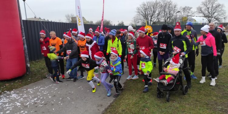 Mielec: Za nami 4. Mikołajkowy Bieg Odblaskowy