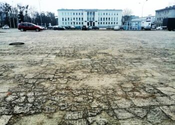 Stalowa Wola: Są chętni do przebudowy Placu Piłsudskiego – do rozstrzygnięcia przetargu brakuje 10 mln złotych