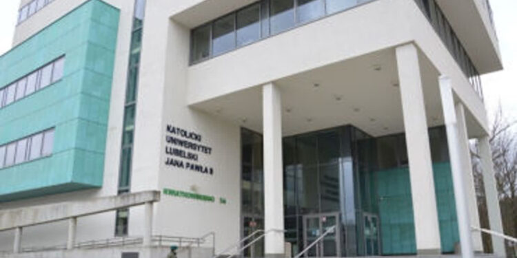 Stalowa Wola: Wyprowadzka KUL-u