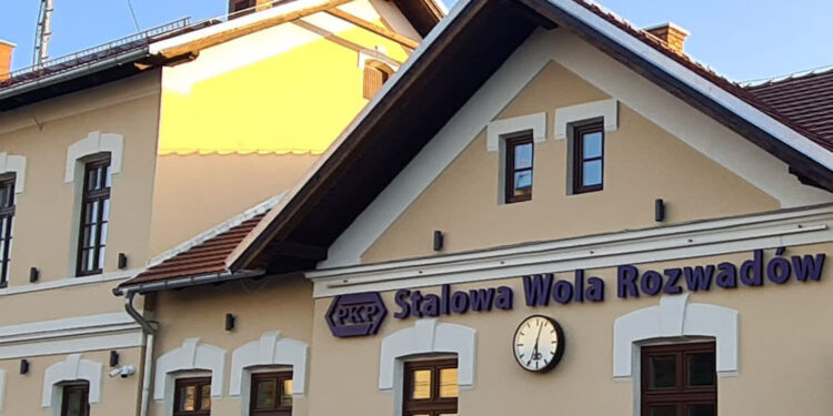 Stalowa Wola: Radni apelują do Ministra Infrastruktury o przywrócenie połaczeń kolejowych