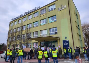 Staszów. Protestowali przeciwko planowanym zwolnieniom w Siarkopolu Grzybów