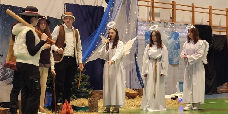 Tarnobrzeg. Jasełka na wesoło