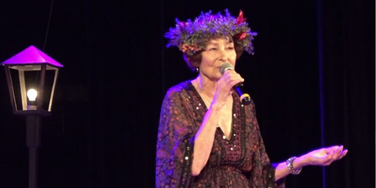 Mielec: „Barwy Jesieni” –  w wykonaniu  Senior Show