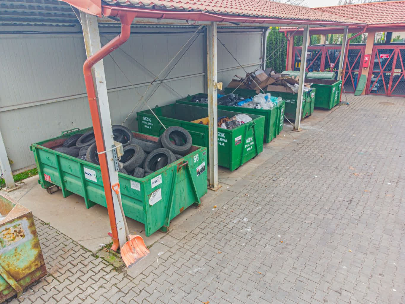 rupieciarnia-kontenery1.jpg
