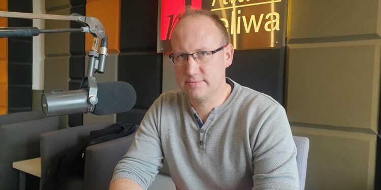 Rozmowa z prezesem Rejonu Dróg Miejskichw Tarnobrzegu, Damianem Karbowniczakiem.