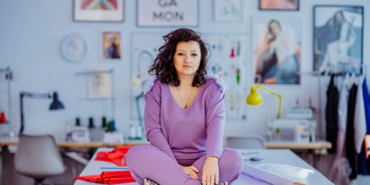 Rozmowa z  prezeską Fundacji Artystycznej GA MON i szefową Atelier GA MON Justyną Wesołowską