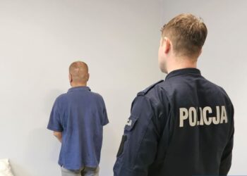 Połaniec: Nie wpuścił ich drzwiami to weszli oknem