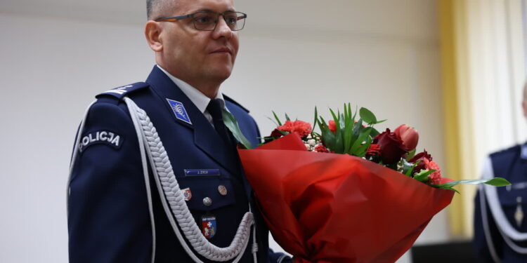 Mielec: Uroczyste wprowadzenie I Z-cy Komendanta Powiatowego Policji w Mielcu