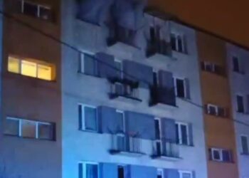 Pożar mieszkania w bloku przy ul. Jana Pawła II w Staszowie