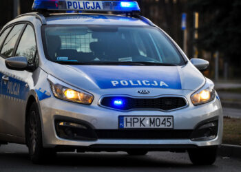 Mielec: Kompletnie pijana 32-latka przewoziła samochodem dwójkę małych dzieci