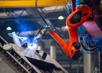 Stalowa Wola: HSW otrzyma pieniądze z KPO na dalszy etap robotyzacji produkcji