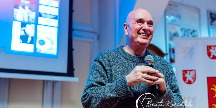 Dębica: Opowieść o bohaterach Getta …