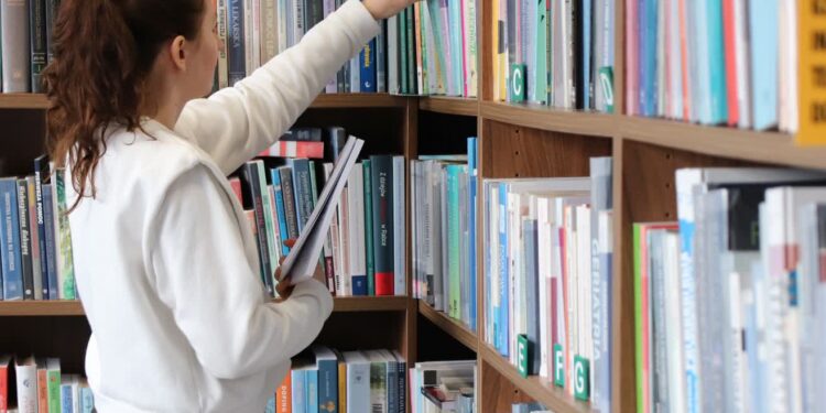 Stalowa Wola: Stalowowolanie czytają więcej i chętniej