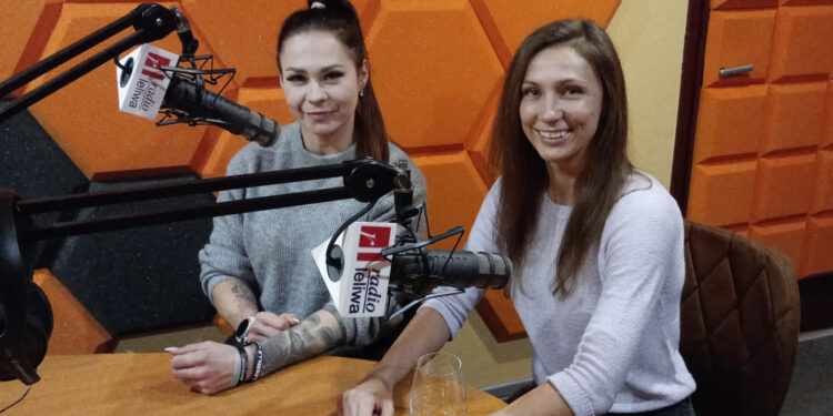 Estera Kołodziej i Anna Grabowska ze Stowarzyszenia Stalowe Żylety