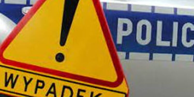 Podleszany: Dachowanie lexusa