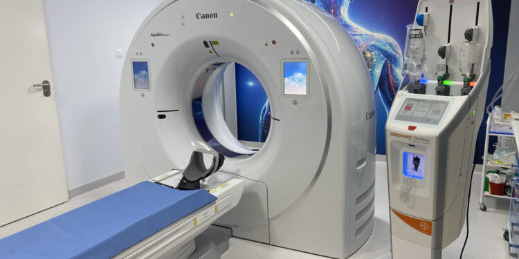 Stalowa Wola: Nowoczesny sprzęt w pracowni diagnostycznej szpitala – Już działa nowy tomograf komputerowy i aparaty RTG