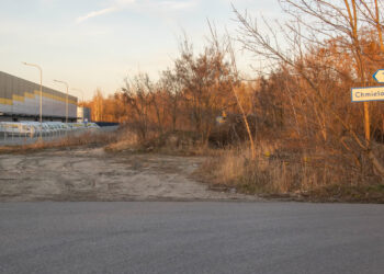 Nowa Dęba. Na terenach inwestycyjnych w Chmielowie powstanie nowa droga