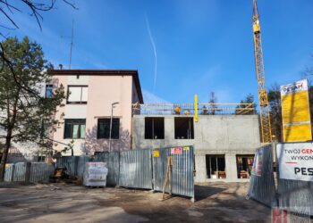 Nowa Dęba. Rozbudowa szpitala postępuje
