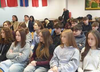 Tarnobrzeg: „Widoczni w mroku”. Kampania hufców pracy