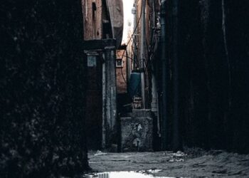 Tarnobrzeg: Bezdomni w mieście. Kontrole straży miejskiej i pracowników socjalnych