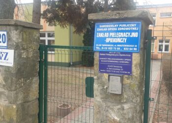 Tarnobrzeg: Kilkadziesiąt osób w kolejce na przyjęcie do zakładu pielęgnacyjno-opiekuńczego