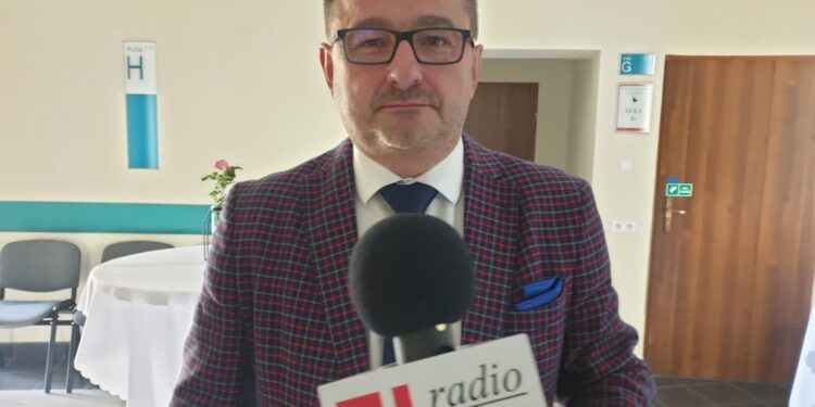 Rozmowa z endokrynologiem, doktorem Piotrem Dudkiem z Kliniki Endokrynologii CMKP w Szpitalu Bielańskim w Warszawie.