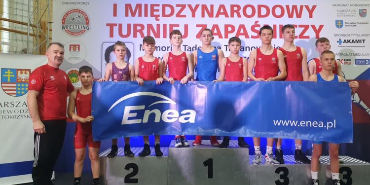 Połaniec: Udany start połanieckich zapaśników na międzynarodowym turnieju