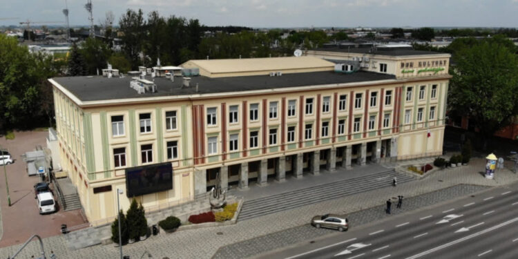 Mielec: Będzie modernizacja i rozbudowa Domu Kultury SCK