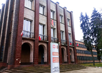 Stalowa Wola: Miasto przywróciło urzędniczki do pracy