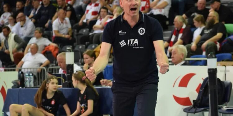 Mielec:  Wygrana mieleckich siatkarek