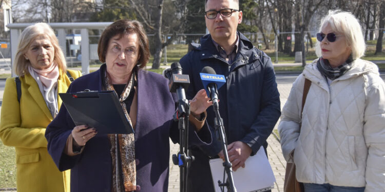 Stalowa Wola: Mieszkańcy podjęli rękawicę w sprawie hałasu i zanieczyszczenia powietrza – zbierają podpisy pod petycją