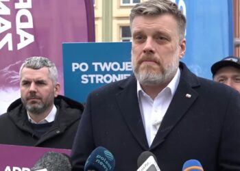 Mielec: Kandydat na prezydenta RP z partii Razem Adrian Zandberg, w Mielcu.
