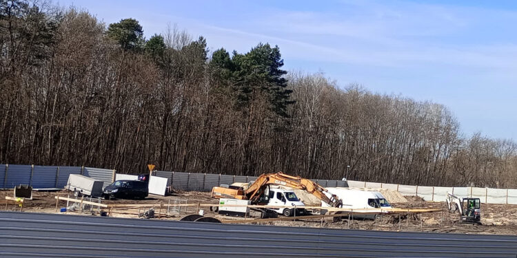 Stalowa Wola: Przy ulicy Leśnej ruszyła budowa pierwszego bloku