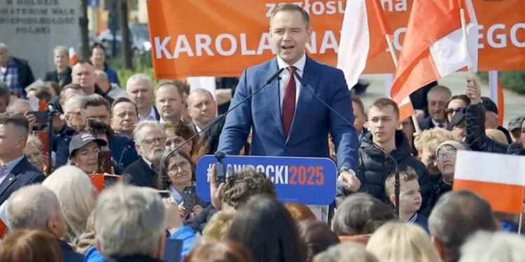 Dębica: Kandydat na prezydenta RP Karol Nawrocki w Dębicy.