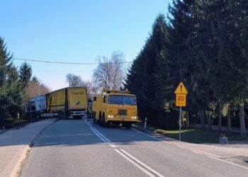 Łukawa: Uwaga! Zablokowana droga!