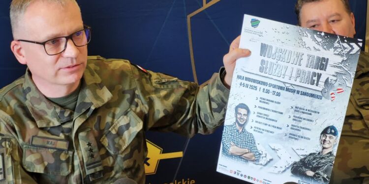 Sandomierz. Wojsko zachęca do wstąpienia w jego szeregii